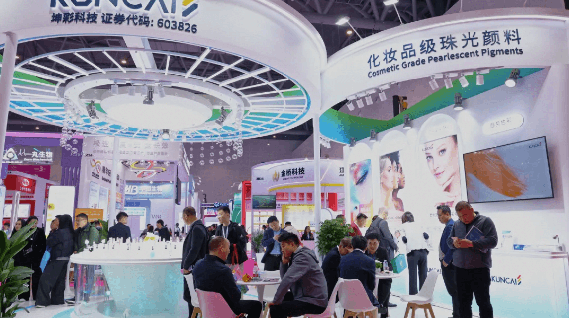 PCHi 2026 首日直击 | 坤彩科技化身“流量担当”，创新方案解决行业痛点
